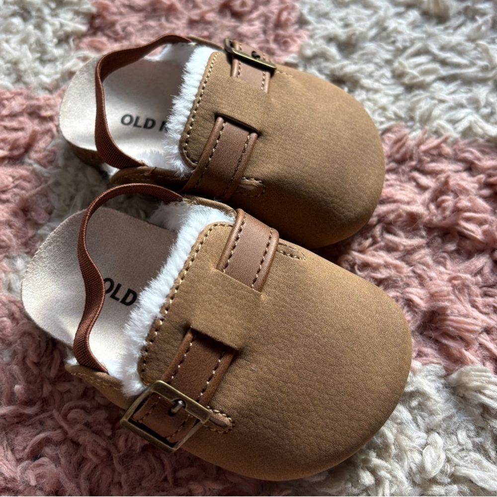 NWOT Baby Clogs